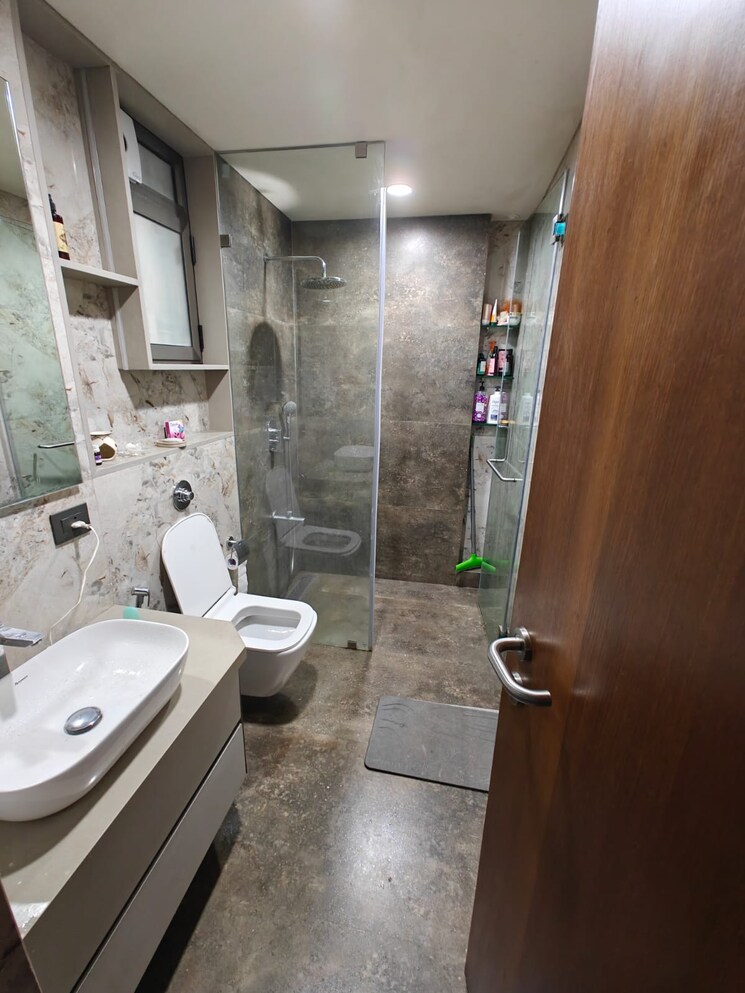 Bathroom, vastu-apartment-juhu 3 Bedroom 1800 Sq.Ft. Apartment In Juhu Mumbai 8059406