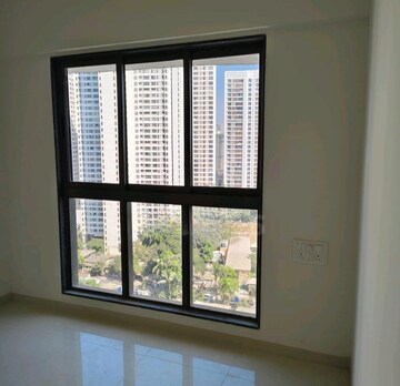 Room in 1 BHK Apartment at Runwal Eirene, Balkum Pada – for Rent