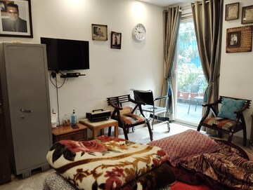 Bedroom in 4 BHK Builder Floor at DLF Queens Court, Greater Kailash ii – for Rent