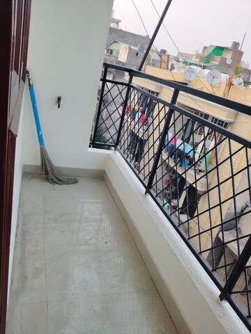 Balcony in 1 BHK Apartment at Khirki Extension – for Rent