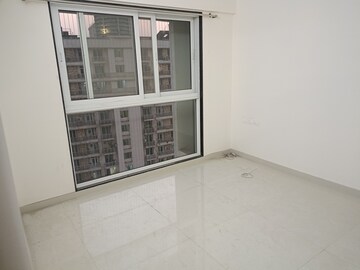 Room in 2 BHK Apartment at Ashar Axis, Majiwada – for Rent