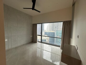 Room in 3 BHK Apartment at Lodha World View, Worli – for Rent