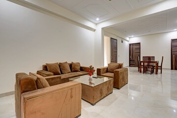 Bedroom in 1 BHK Builder Floor at Sector 45 – for Rent