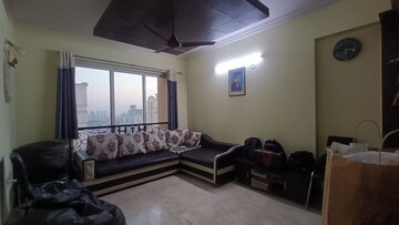 Gym in 3 BHK Apartment at Hiranandani Meadows, Manpada – for Sale