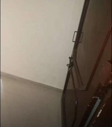 Furnished Amenities in 2 BHK Builder Floor at Sector 39 – for Rent