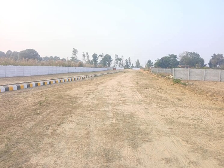 undefined, gnida-lohiya-enclave  90 Sq.Yd. Plot In Saini Greater Noida 8059605