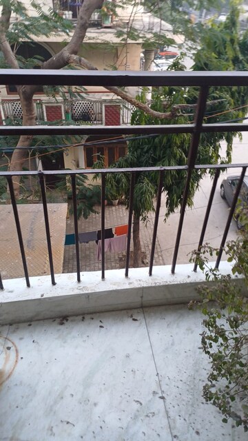 Balcony in 1.5 BHK Apartment at Paschim Vihar – for Rent
