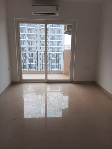 Room in 3 BHK Apartment at ATS Nobility, Sector 4 Greater Noida – for Sale