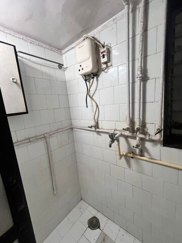 Bathroom in 1 BHK Apartment at Andheri West – for Rent