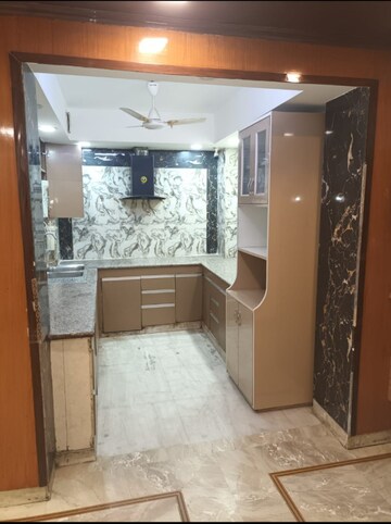 Kitchen in 3 BHK Builder Floor at New Rajinder Nagar – for Rent