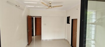 Room in 2 BHK Apartment at Kalpana CHS Tilak Nagar, Tilak Nagar – for Rent