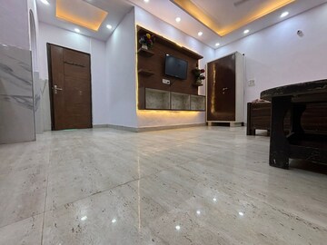 Parking in 1 RK Builder Floor at Saket – for Rent