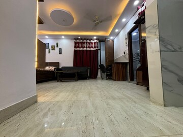 Parking in 1 RK Builder Floor at Saket – for Rent