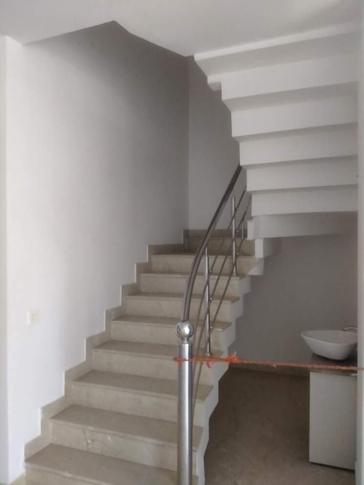 undefined, alpha 1 greater noida 4 Bedroom 240 Sq.Mt. Independent House In Alpha 1 Greater Noida Greater Noida 8059766