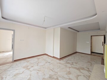 Room in 3 BHK Builder Floor at Hsr Layout – for Rent