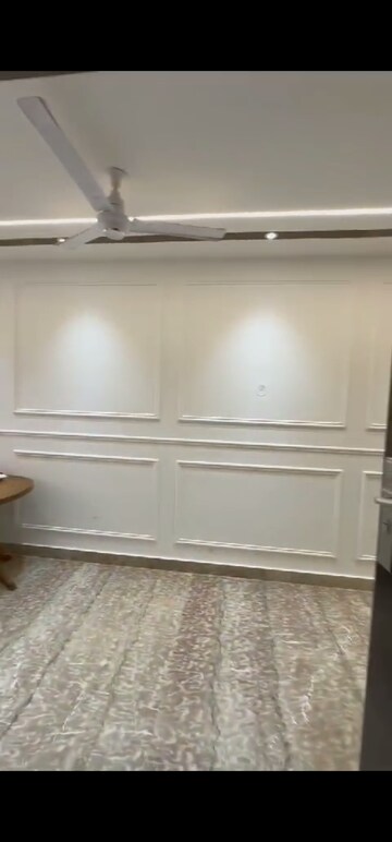 Furnished Amenities in 2 BHK Builder Floor at Lajpat Nagar 4 – for Rent