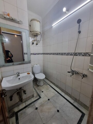 Bathroom in 2 BHK Builder Floor at Lajpat Nagar I – for Rent