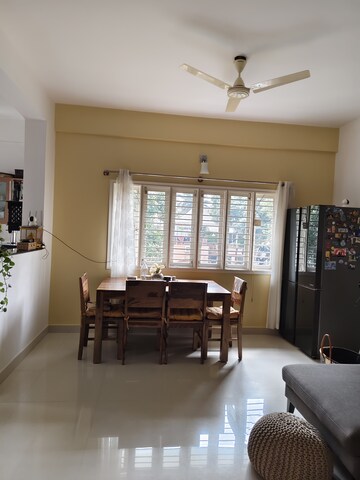 Living Room in 2 BHK Apartment at Indiranagar – for Rent