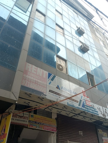 Commercial Co-working Space 500 Sq.Yd. For Rent in Sector 4 Faridabad  8059874