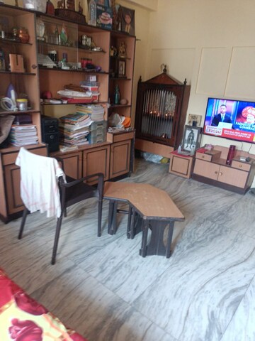 Bedroom in 1 RK Apartment at Lady Ratan Tower, Worli – for Rent
