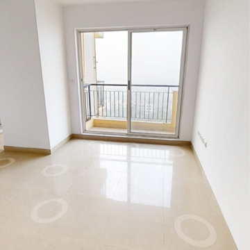 Room in 2 BHK Apartment at Gaur City 2 - 14th Avenue, Sector 16c Greater Noida – for Sale