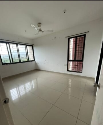 Room in 2 BHK Apartment at Mira Road – for Rent