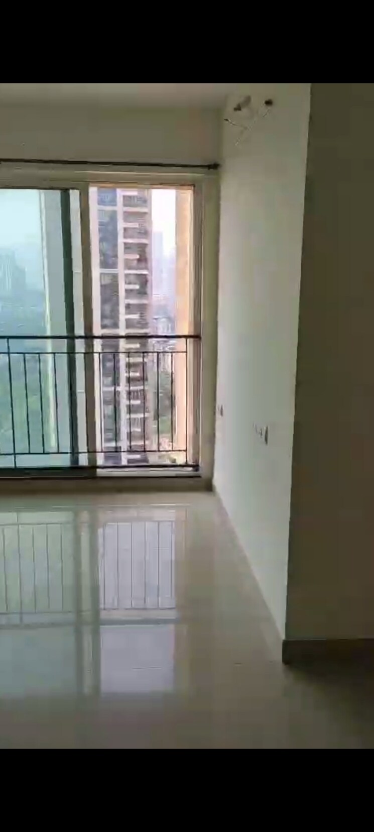 Balcony, rustomjee-athena 3 Bedroom 950 Sq.Ft. Apartment In Majiwada Thane 8060048