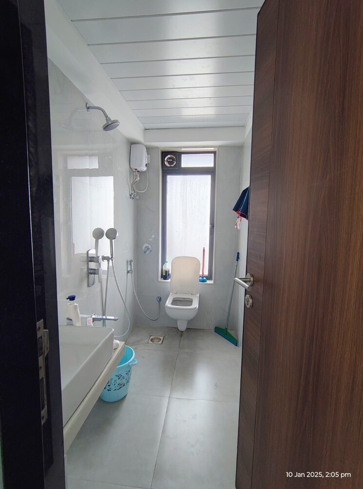 Bathroom, arkade-crown 2 Bedroom 657 Sq.Ft. Apartment In Borivali West Mumbai 8060050