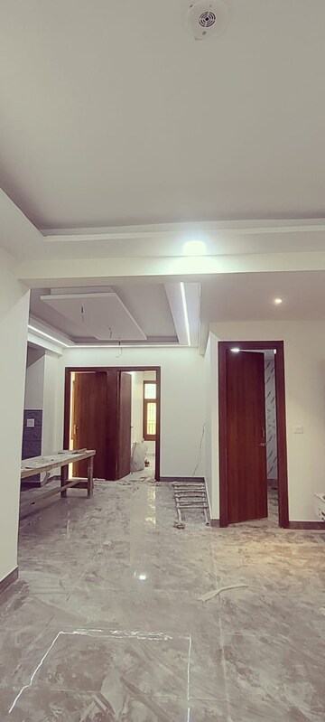 Building Lobby in 3.5 BHK Apartment at Jaypee Greens Kosmos, Sector 134 – for Sale