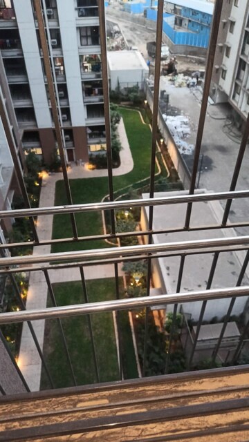 2 BHK Apartment For Rent in Lodha Crown Quality Homes, Majiwada
