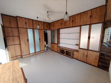 Master Bedroom in 3 BHK Apartment at Bandra West – for Rent