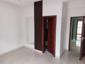 Room in 5 BHK Apartment at Puri Aman Vilas, Sector 89 – for Sale