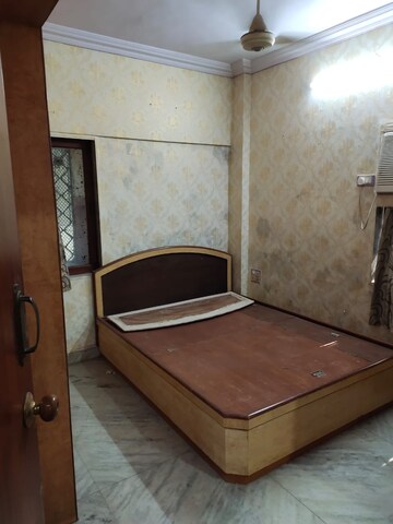 Bathroom in 2 BHK Apartment at Khar West – for Rent