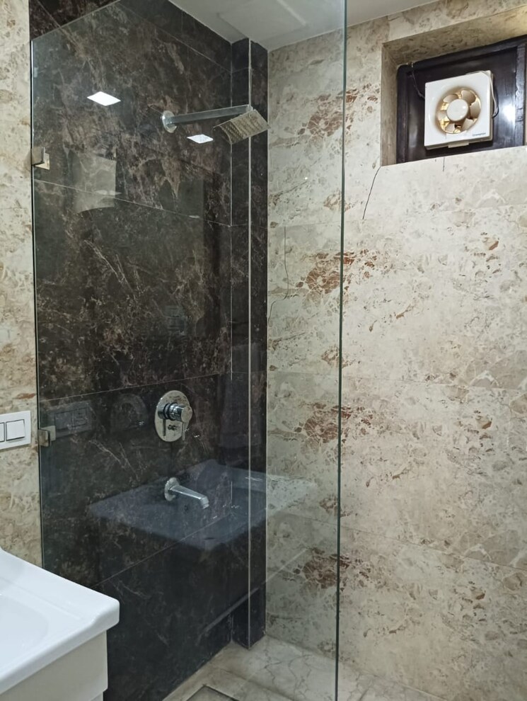 Master Bedroom, bptp-park-central 4 Bedroom 326 Sq.Yd. Builder Floor In Sector 85 Faridabad 8060097