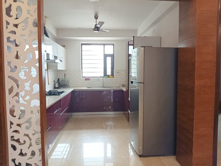 Kitchen, bptp-park-central 4 Bedroom 326 Sq.Yd. Builder Floor In Sector 85 Faridabad 8060097