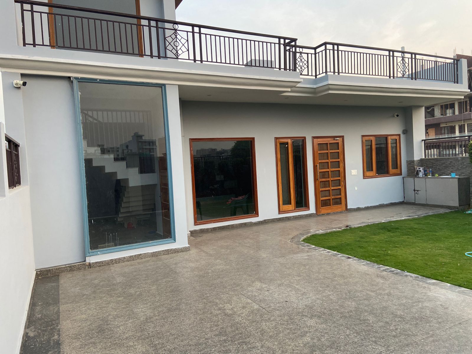 2 BHK + Pooja Room,Servant Room Independent House For Sale in BPTP Park Central