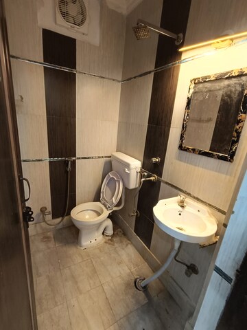 Bathroom in 2 BHK Builder Floor at Malviya Nagar – for Rent