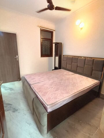 Bedroom in 2 BHK Builder Floor at Malviya Nagar – for Rent