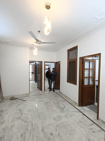 Room in 2 BHK Builder Floor at Malviya Nagar – for Rent