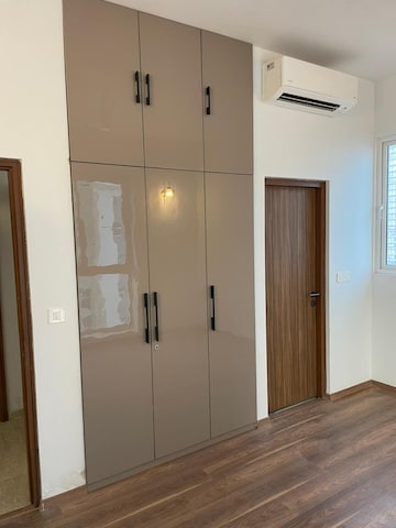 Bathroom in 3 BHK Apartment at Conscient Hines Elevate, Sector 59 – for Rent