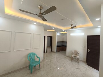 Building Lobby in 2 BHK Builder Floor at Malviya Nagar – for Rent