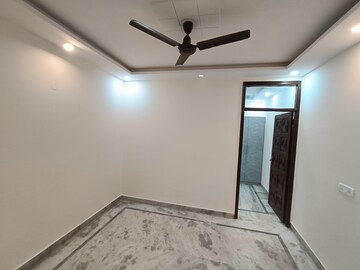 Room in 2 BHK Builder Floor at Malviya Nagar – for Rent