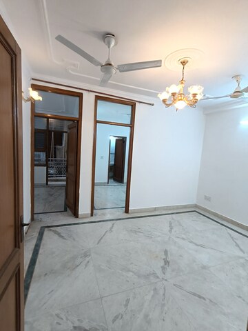 Room in 2 BHK Builder Floor at Malviya Nagar – for Rent