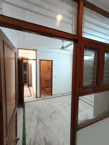 Room in 2 BHK Builder Floor at Malviya Nagar – for Rent