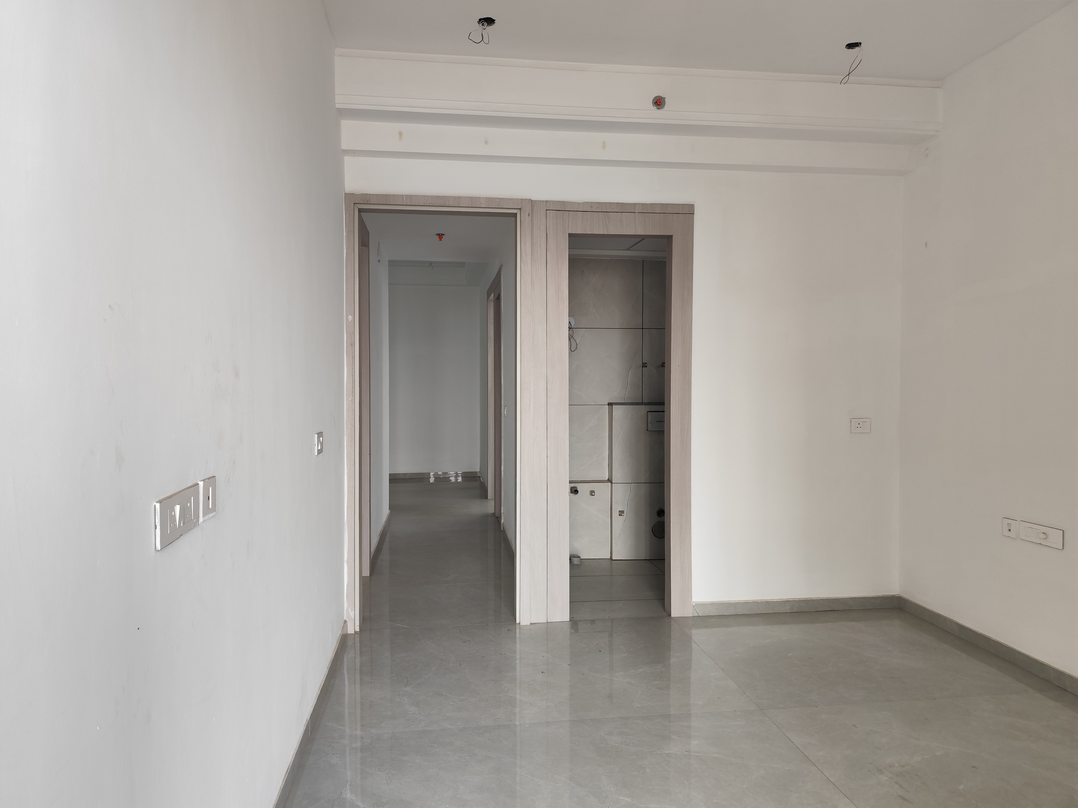 Building Lobby in 3.5 BHK Apartment at Gaurs Siddhartham, Siddharth Vihar – for Sale