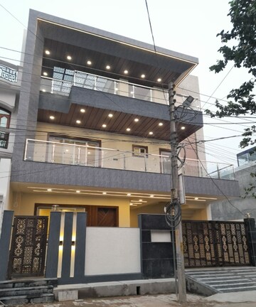 3 BHK Villa For Rent in Viraj Lotus Court Gomti Nagar Lucknow  8060242