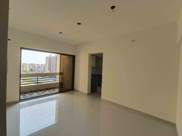 Room in 2 BHK Apartment at Evershine Amavi 303 Phase 1, Virar East – for Sale