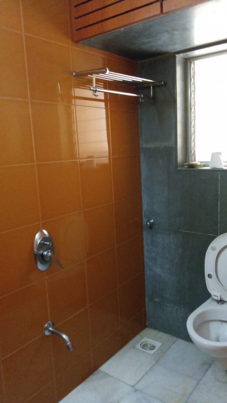 Bathroom, mangal-orchid-chs 1 Bedroom 390 Sq.Ft. Apartment In Andheri West Mumbai 8060336