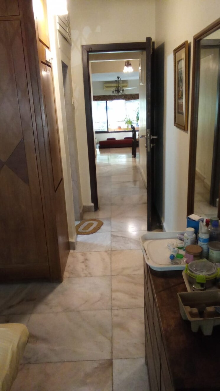 Bathroom, chanchal-kalyan-complex 1 Bedroom 410 Sq.Ft. Apartment In Yari Road Mumbai 8060340