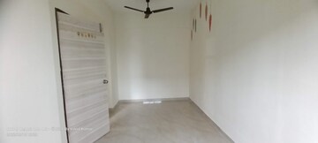 Room in 1 BHK Apartment at Mahalaxmi CHS Worli, Worli – for Rent